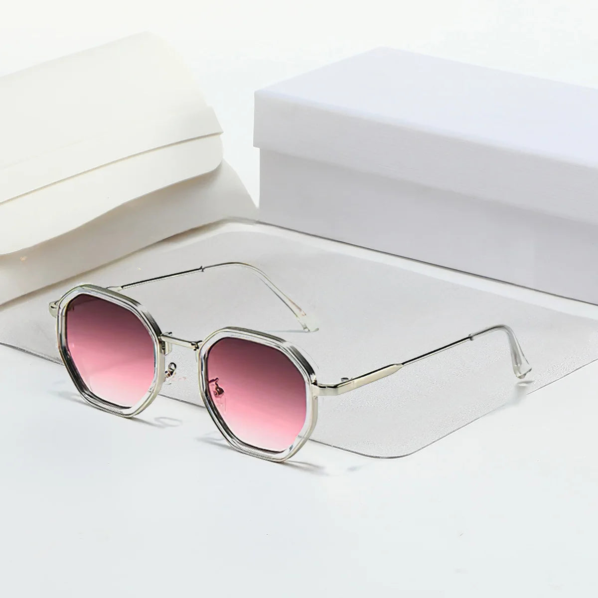 The Monaco Geometric Sunglasses