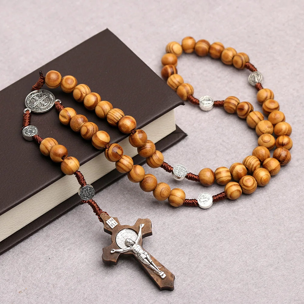10MM Holzperlen Rosenkranz Kreuz Halskette für Frauen Männer Christliche Jungfrau Maria INRI Anhänger Kette Mode Religion Schmuck