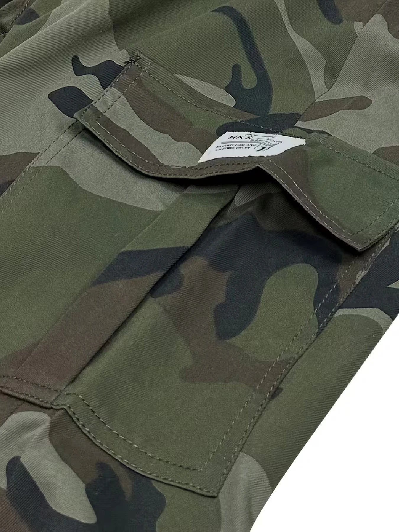 Herren Casual Cargo-Shorts — Allover-Print, nicht dehnbarer Webstoff. Verfügen über einen doppelten elastischen Bund und ein Kordelzug-Design; A